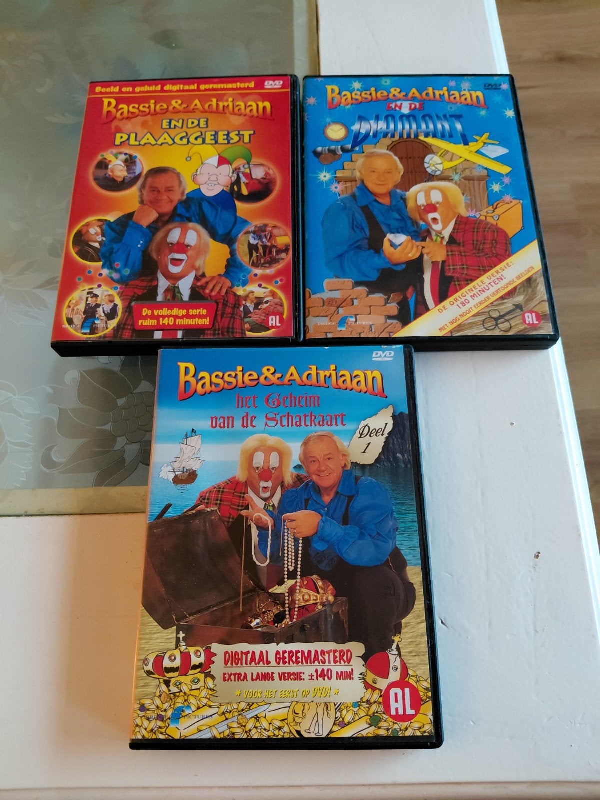 Bassie en Adriaan Schatkaart 1, Plaaggeest en Diamant dvds., Alle leeftijden, Tv-serie, Ophalen of Verzenden, Zo goed als nieuw