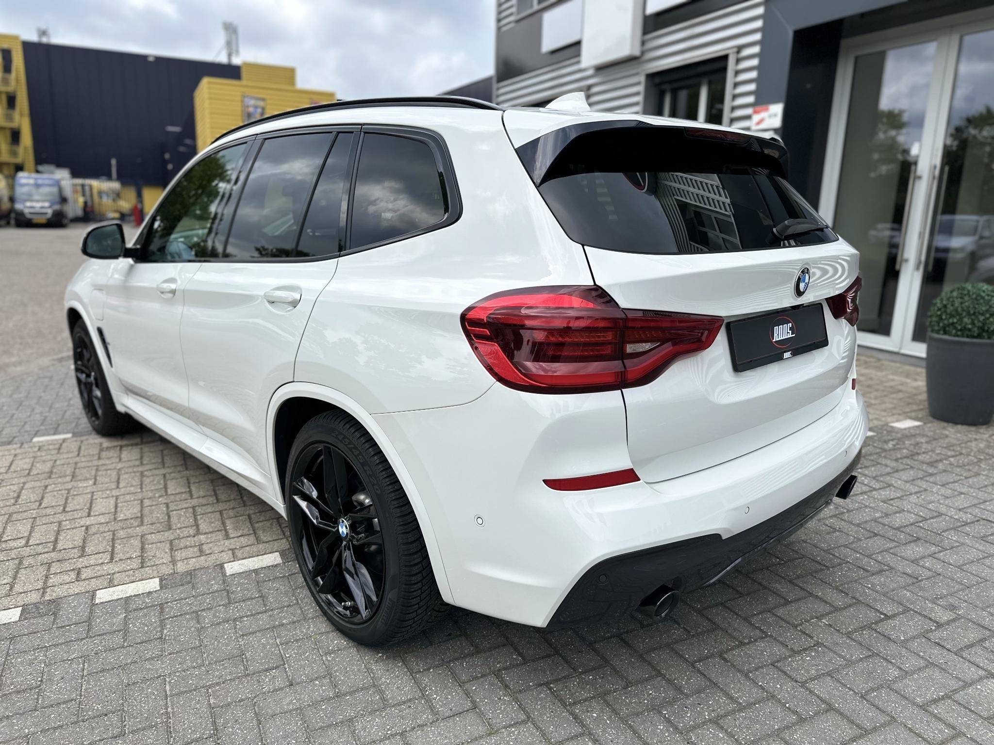 BMW X3 xDrive30e High Executive M-sport | Panodak | Trekhaak, 1998 cc, Gebruikt, 4 cilinders, Automatische klimaatregeling