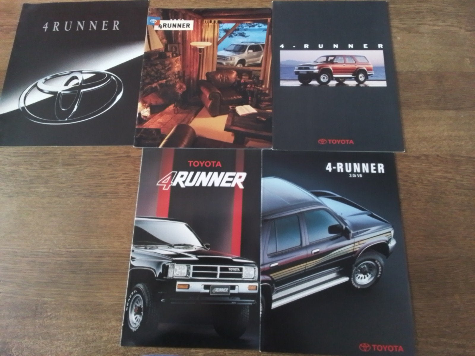Folders Toyota 4-Runner, Ophalen of Verzenden, Zo goed als nieuw, Toyota