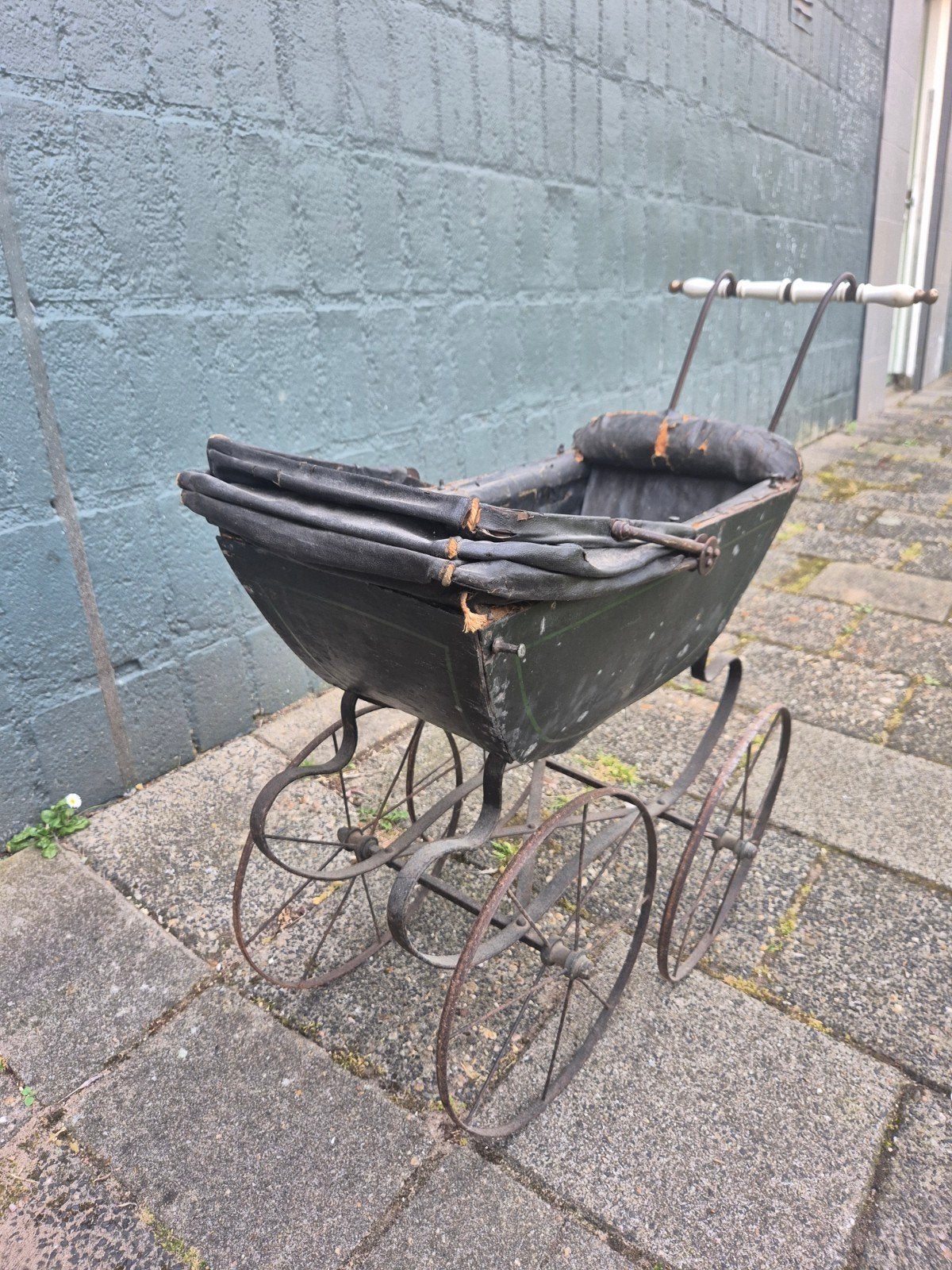 Antieke poppenwagen - Vintage decoratie, Ophalen
