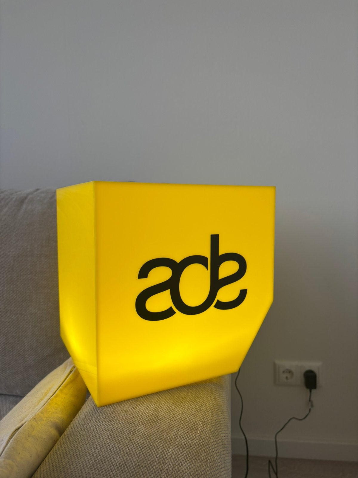 ADE Lamp, Ophalen of Verzenden, Zo goed als nieuw