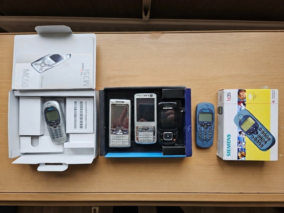 Diverse mobieltjes "As is" (Siemens, Nokia, Samsung), Ophalen of Verzenden, Niet werkend, Geen camera