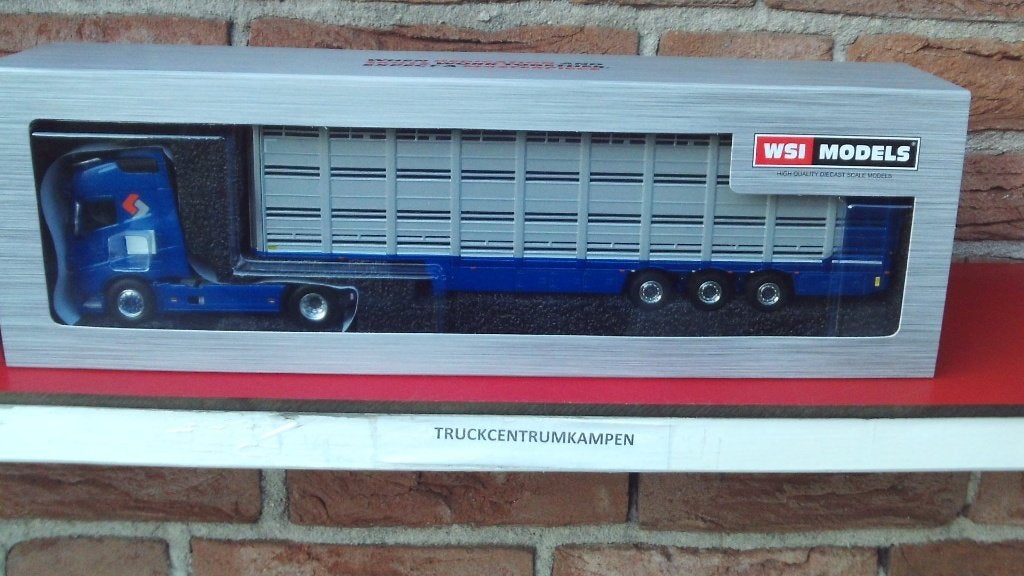 WSI  Volvo  FH4  Globetrotter  van  Groot - Zevert., Ophalen of Verzenden, Nieuw, Bus of Vrachtwagen, Wsi