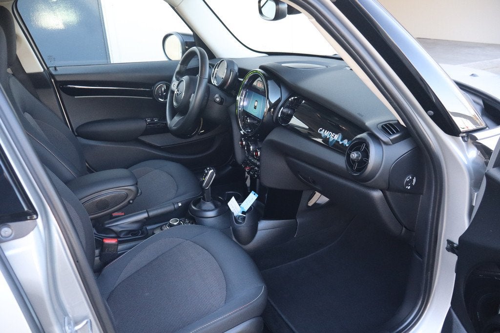 MINI Mini 1.5 Cooper Camden Edition - NL- Auto! Climate I Ap, 136 pk, Gebruikt, Euro 6, Origineel Nederlands