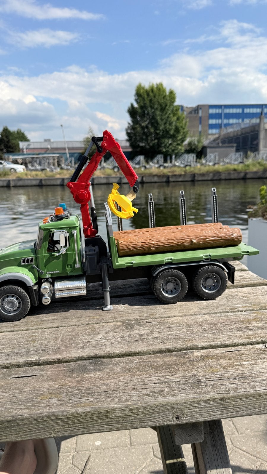 Bruder Houttransport, Ophalen, Gebruikt