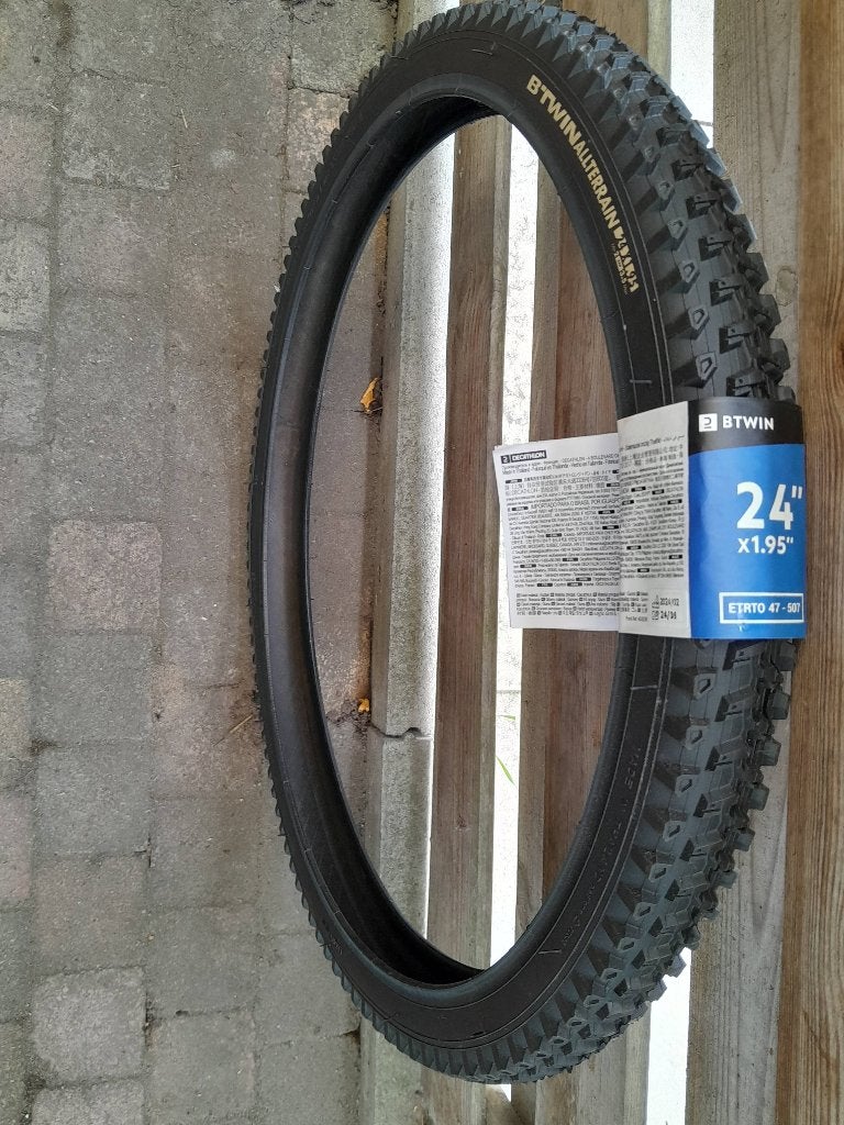 BTWIN Buitenband mountainbike kind 24x1.95 ETRTO 47-507, Ophalen, Band, Btwin (Decathlon), Nieuw