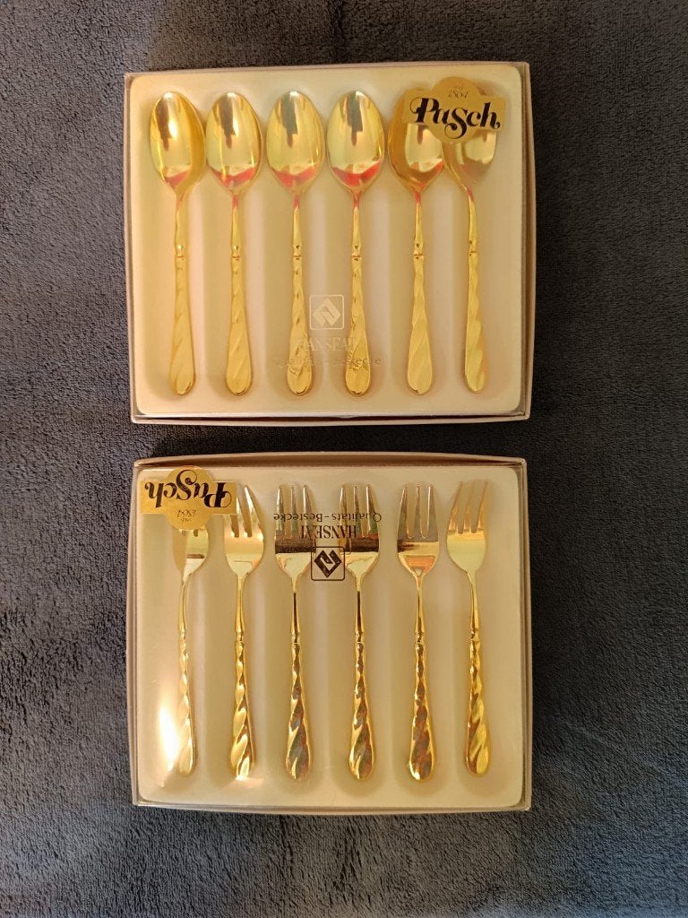 Te koop: Royal Albert bestek vorkjes en lepels, Nieuw, Ophalen of Verzenden, Bord(en), Overige stijlen