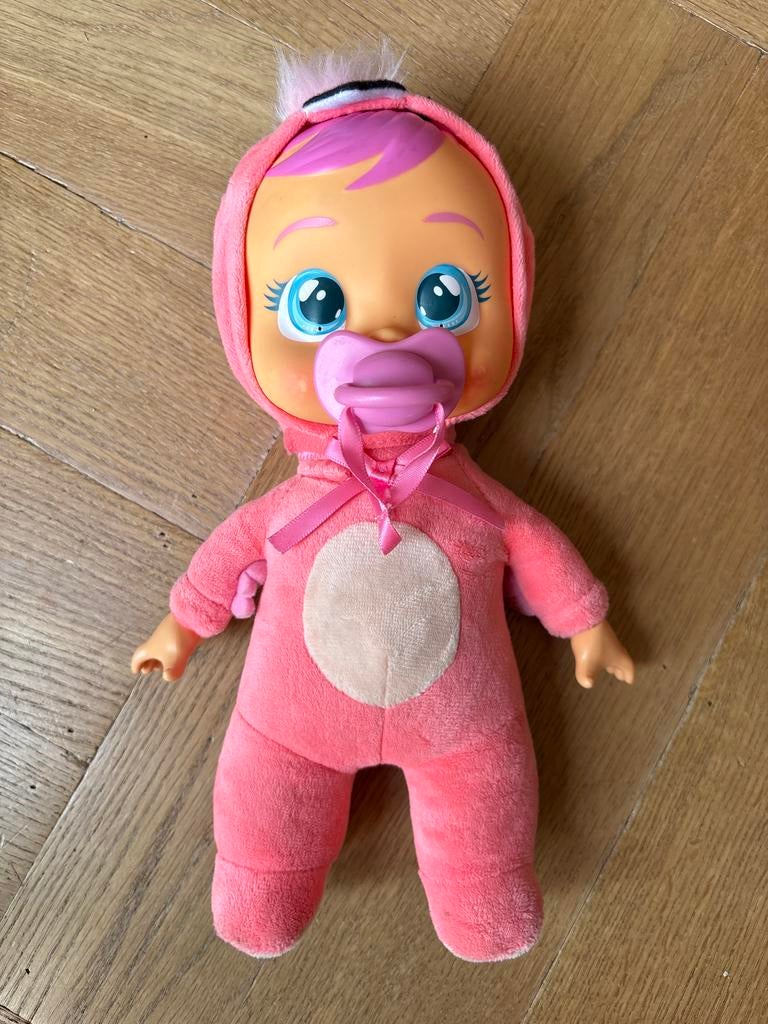 Cry Babies Flamingo Babypop - Huilende Pop met Speen, Ophalen of Verzenden, Zo goed als nieuw, Babypop