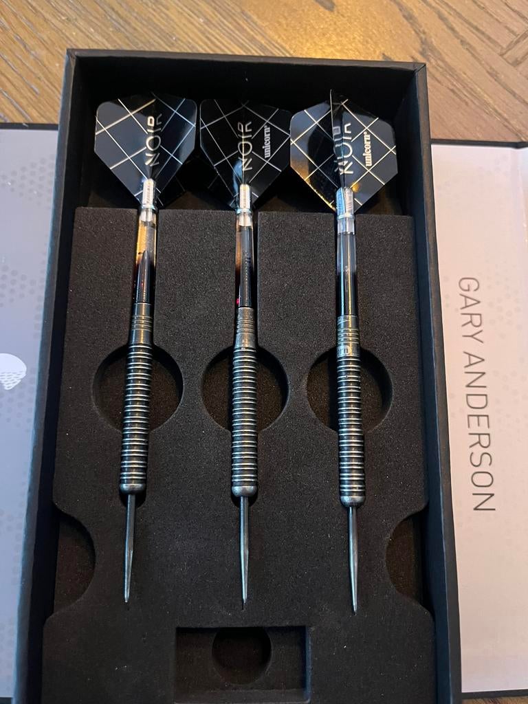 Gary Anderson Noir 27g. Unicorn gebruikt, Sport en Fitness, Darts, Ophalen of Verzenden, Gebruikt, Pijlen