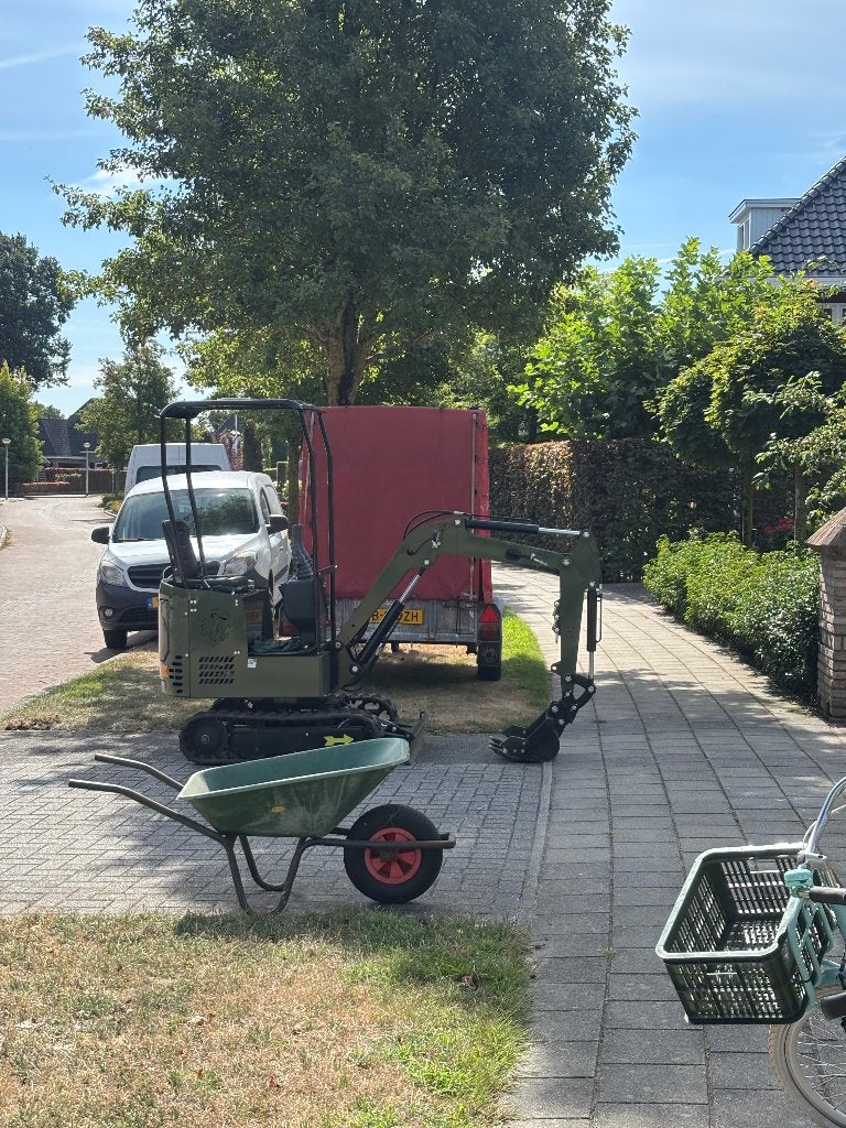Mini graafmachine met chauffeur te huur – €40 per uur, Diensten en Vakmensen, Verhuur | Gereedschap en Machines