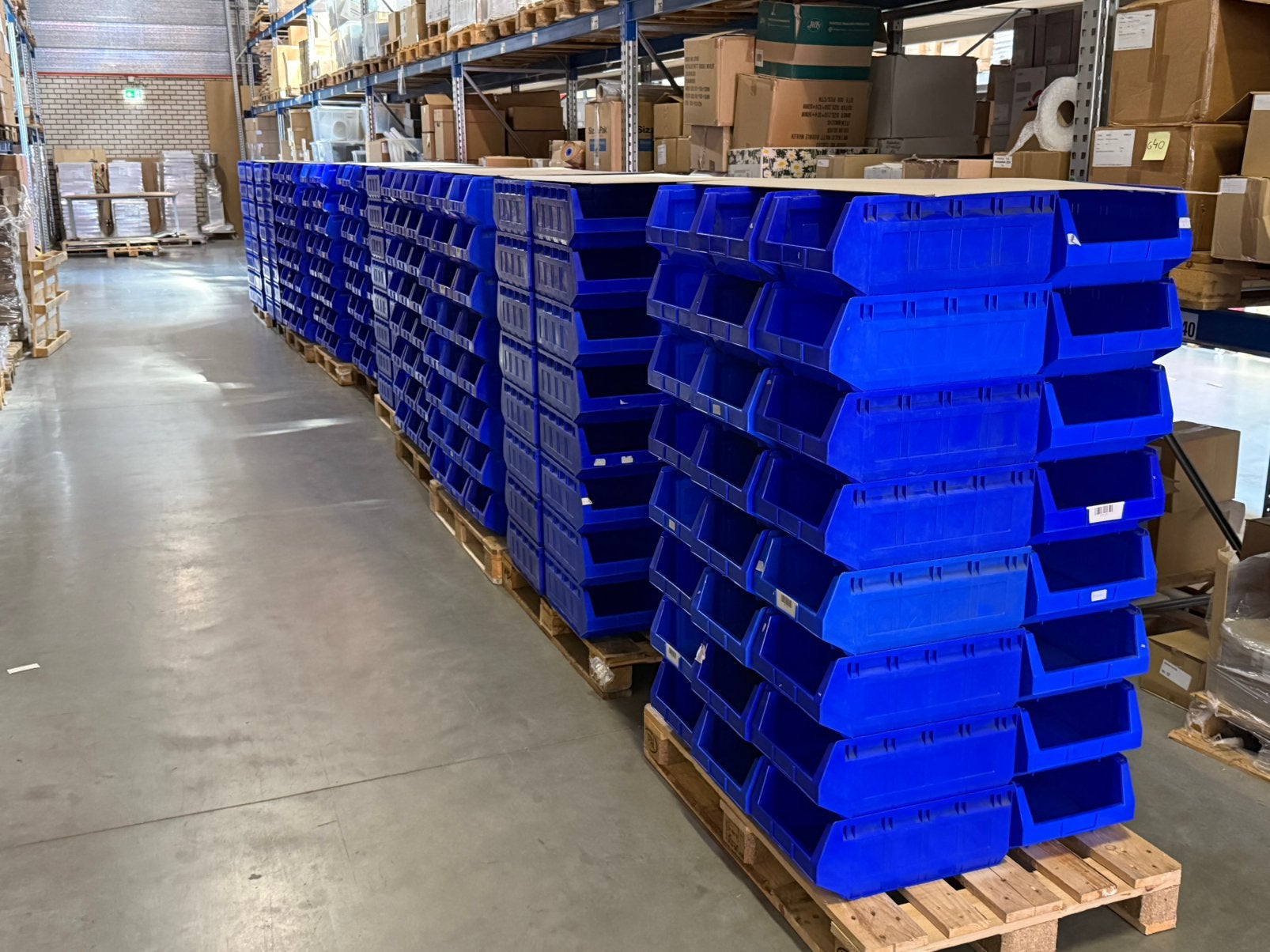 450x magazijnbakken 48x30x19 cm – Mobil Plastic, Ophalen