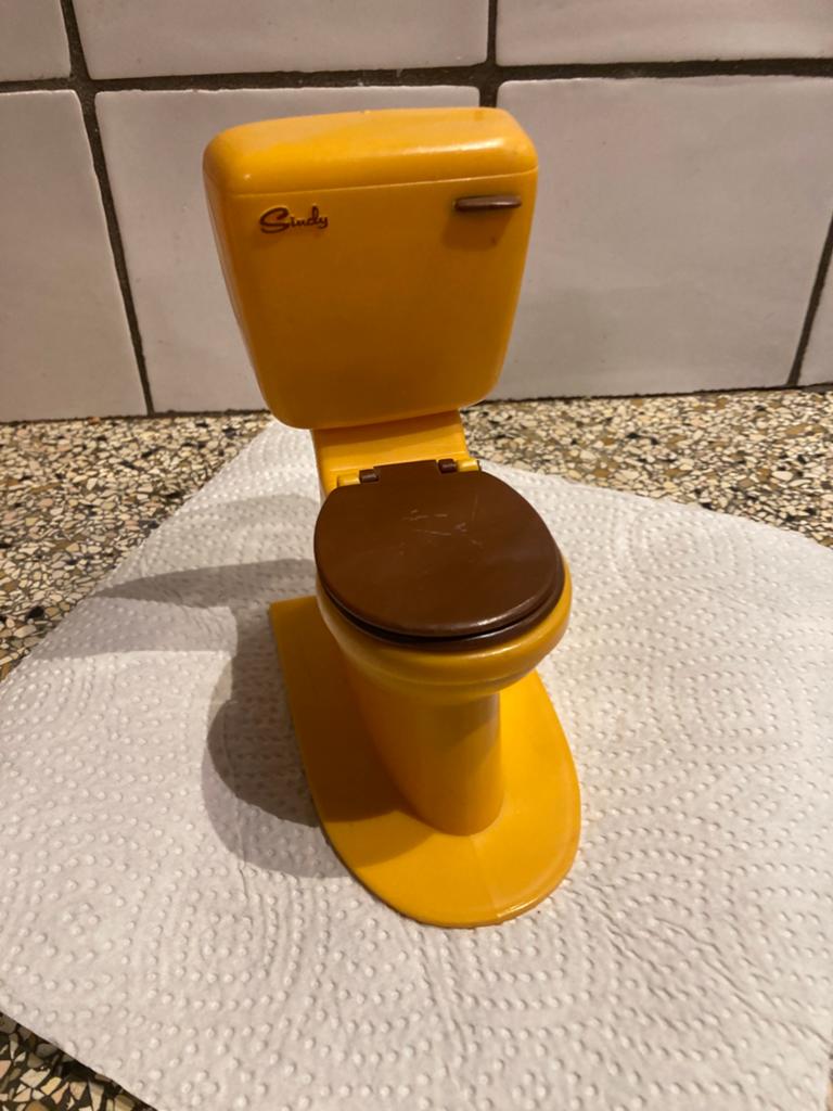 Poppentoilet Cindy, Ophalen of Verzenden