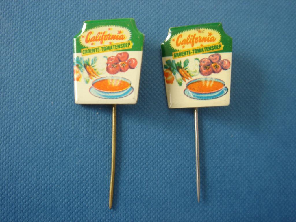 2 Spelden California Groente-Tomatensoep, Verzamelen, Ophalen of Verzenden, Gebruikt, Merk, Speldje of Pin