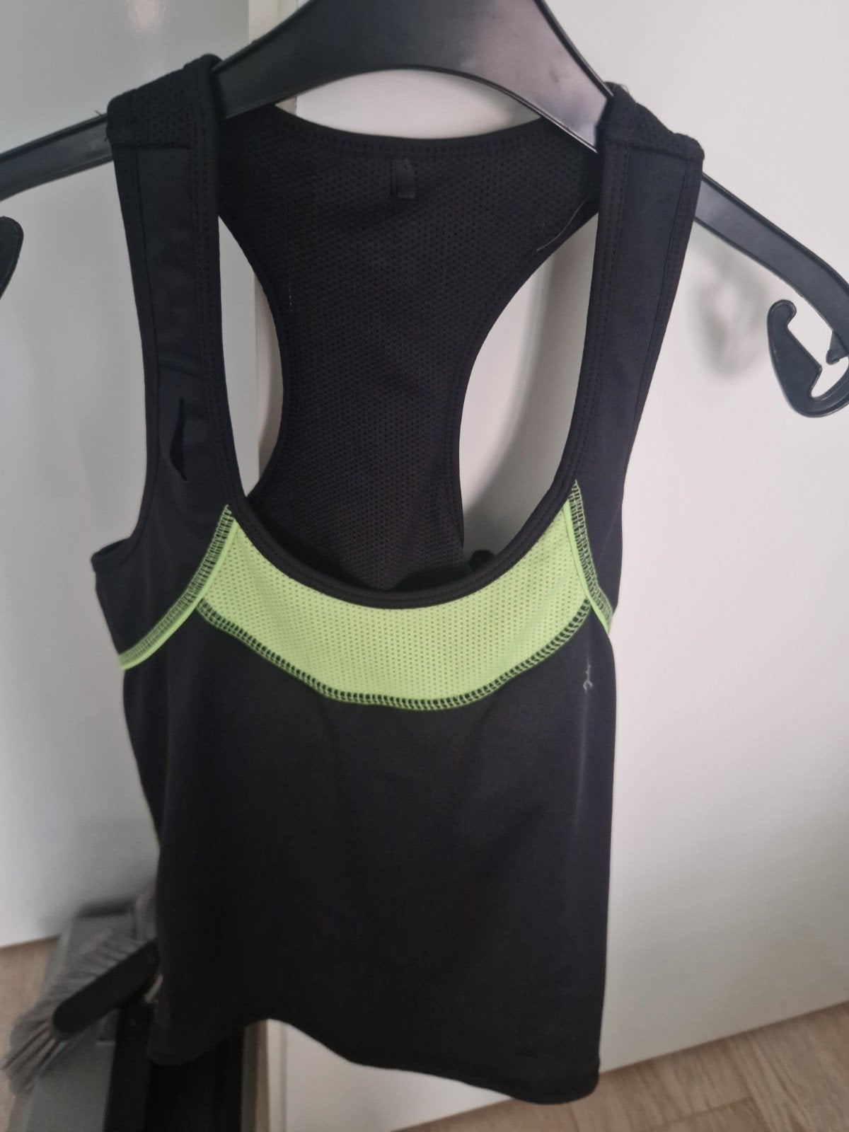 Sporttop met reflector - Maat XS, Kleding | Dames, Atmosphere, Overige typen, Ophalen of Verzenden, Maat 34 (XS) of kleiner