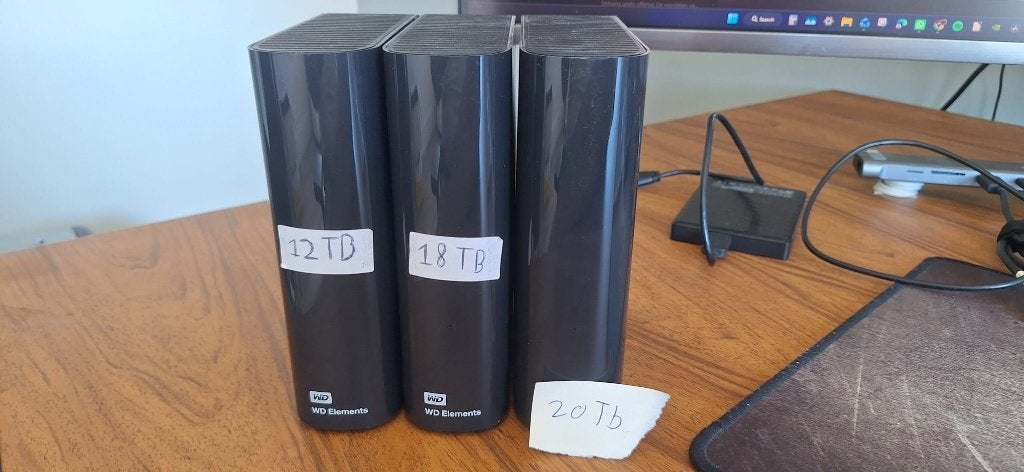 18 TB WD externe harde schijf (ook 12TB en 20TB te koop), Computers en Software, Harde schijven, 18TB, HDD, Zo goed als nieuw