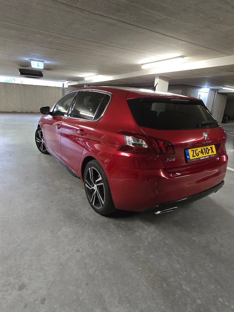 Foto 6 van Peugeot 308 1.2E-THP 96/130 5-D 2015 Rood