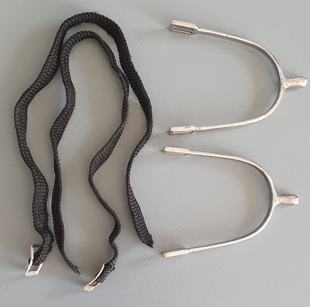 Gebruikte knop spoortjes, Dieren en Toebehoren, Gebruikt, Dressuur, Ophalen of Verzenden, Dames