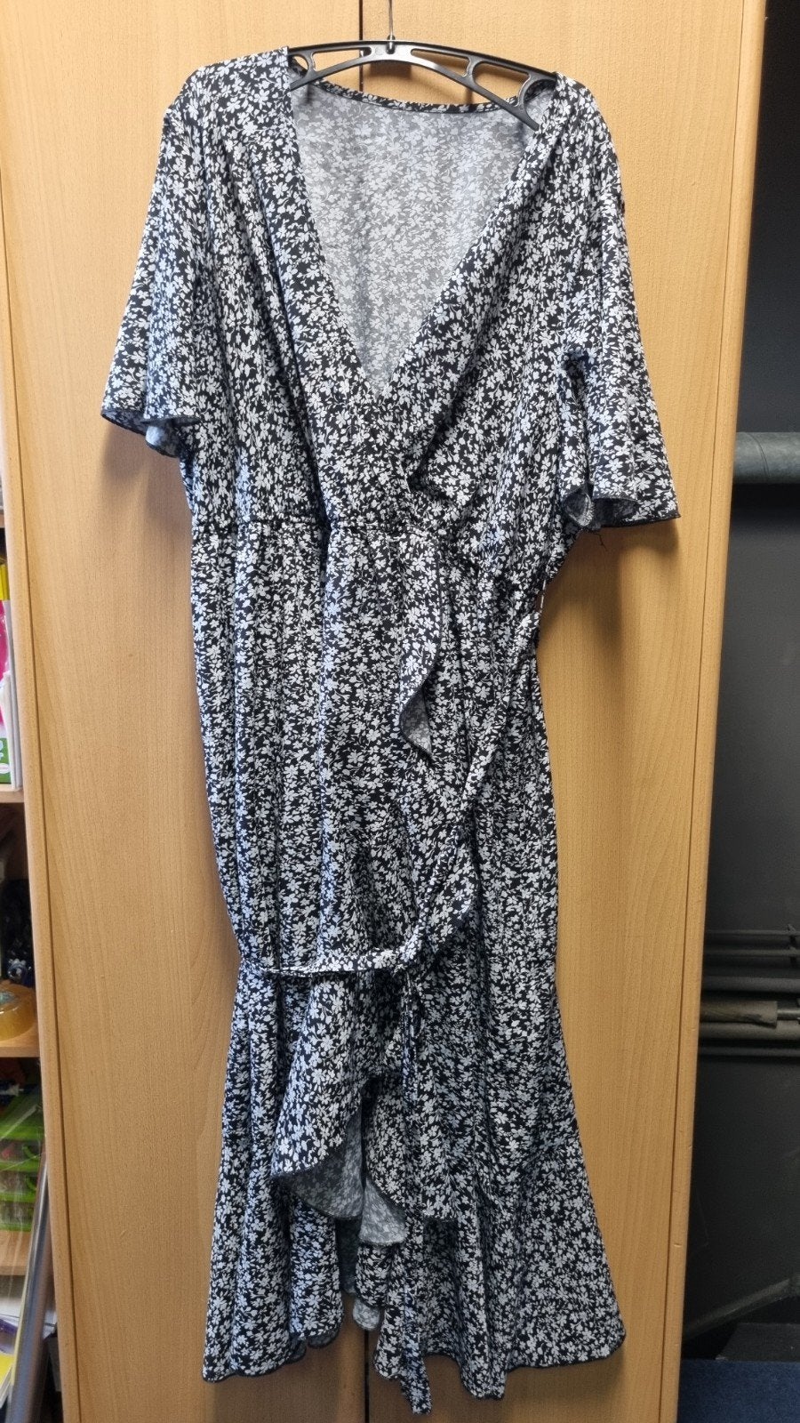 Shein Zwart-witte zomerjurk met ceintuur - Maat 50, Meerkleurig, Maat 46/48 (XL) of groter, Ophalen of Verzenden, Zo goed als nieuw