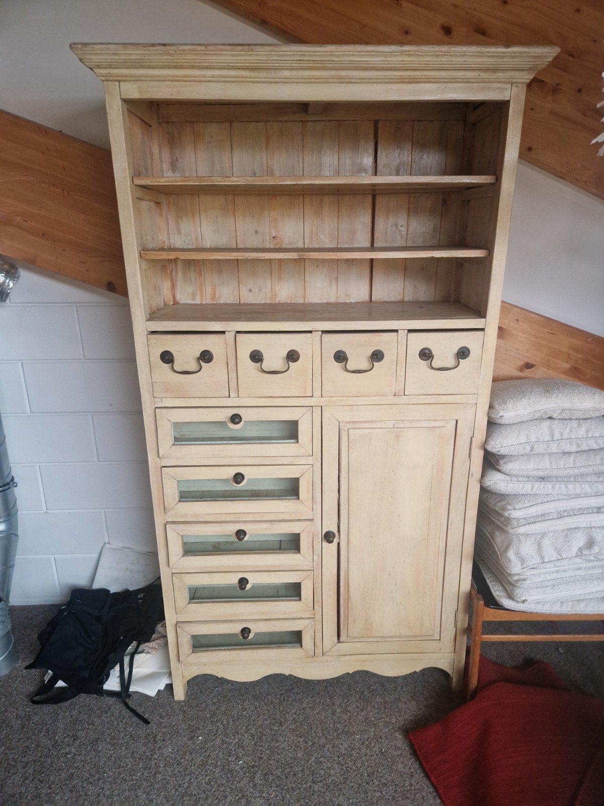 Vintage Massieve houten laadjes en planken kast, Ophalen, 25 tot 50 cm