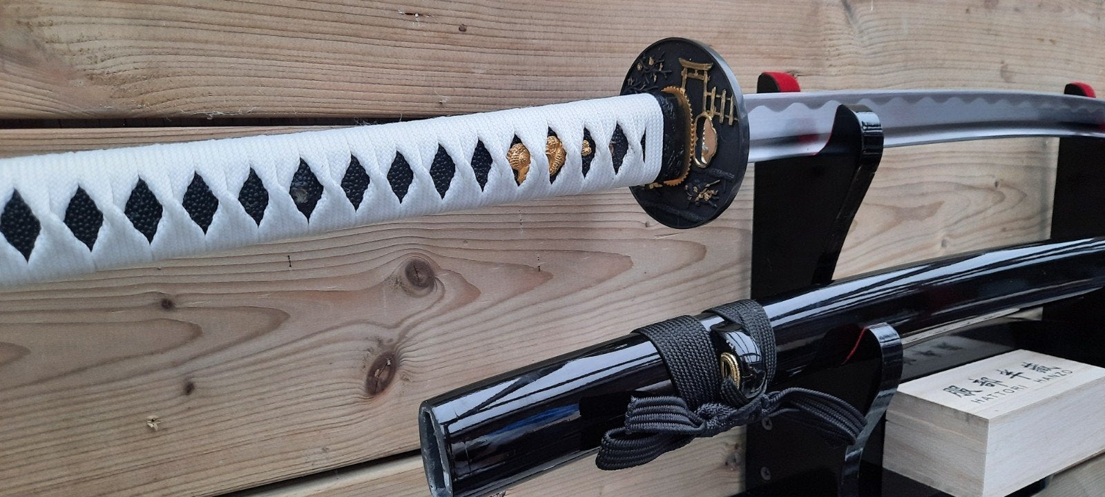 Scherp katana zwaard, samurai zwaarden, sabel, mes, dolk

Sc, Ophalen of Verzenden, Overige soorten, Azië, Zwaard of Sabel