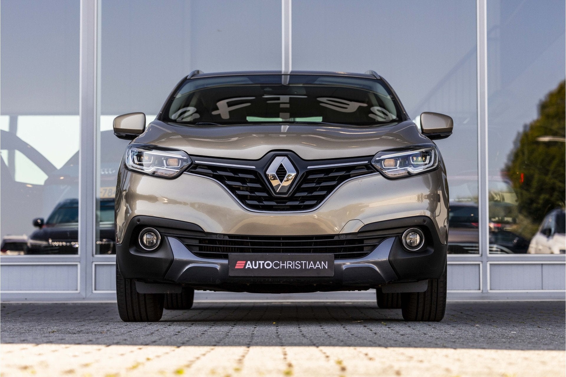 Renault Kadjar 1.2 TCe Extase | Trekhaak | Camera | 19", Gebruikt, Euro 6, 4 cilinders, Lichtsensor