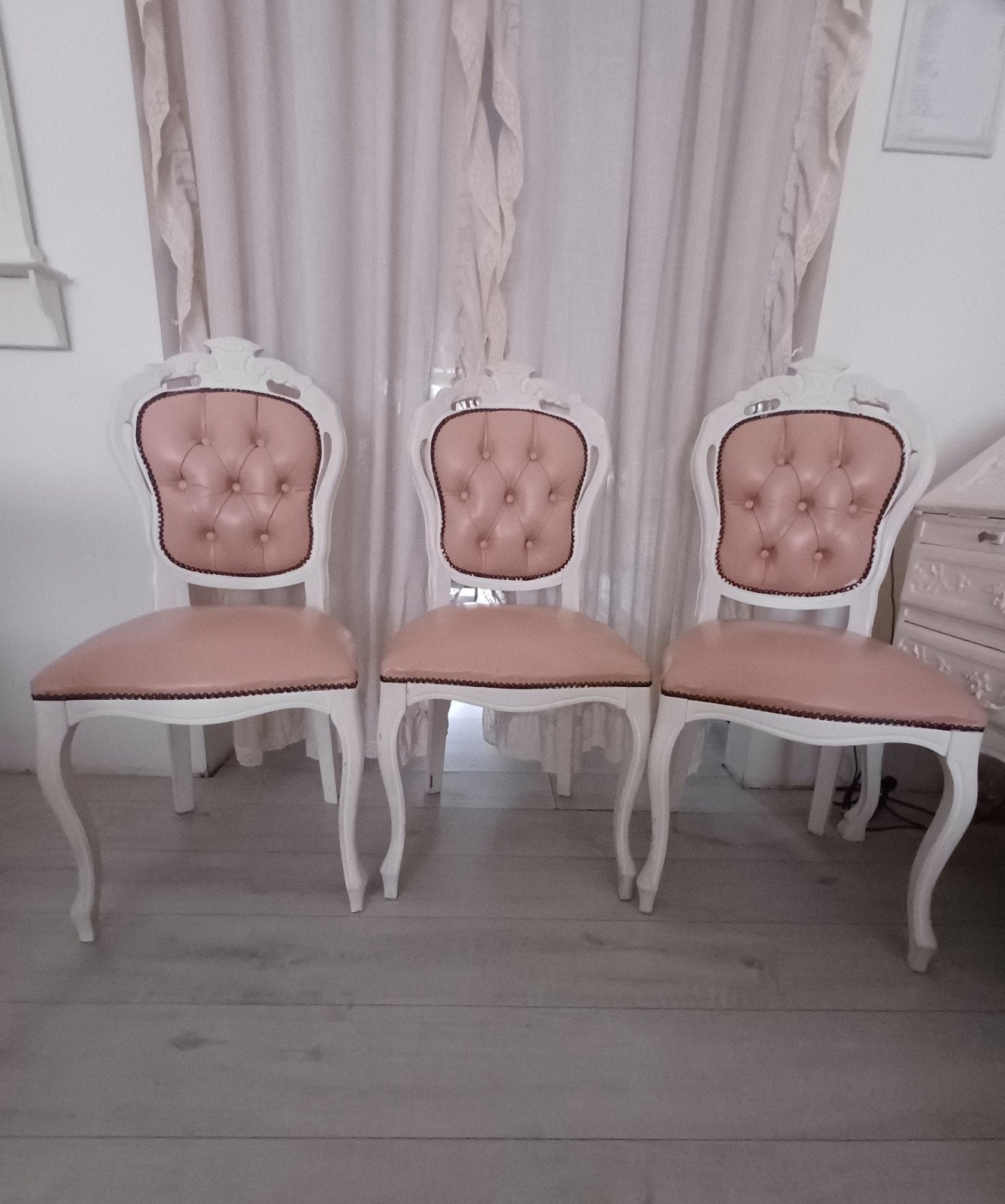 Antieke Louis XV stoelen 3 stuks, Antiek en Kunst, Ophalen of Verzenden