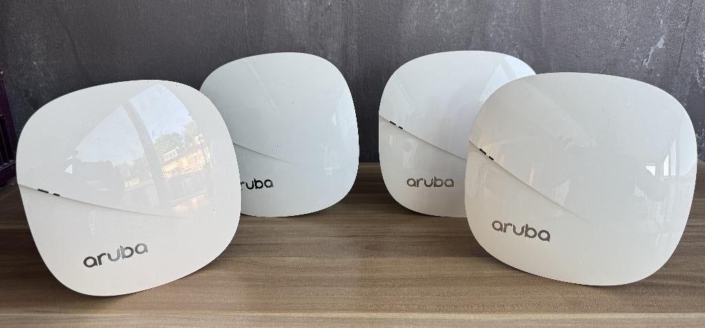 Aruba IAP-305-RW Access Point - 4 stuks, Computers en Software, Accesspoints, Ophalen of Verzenden, Gebruikt, Aruba