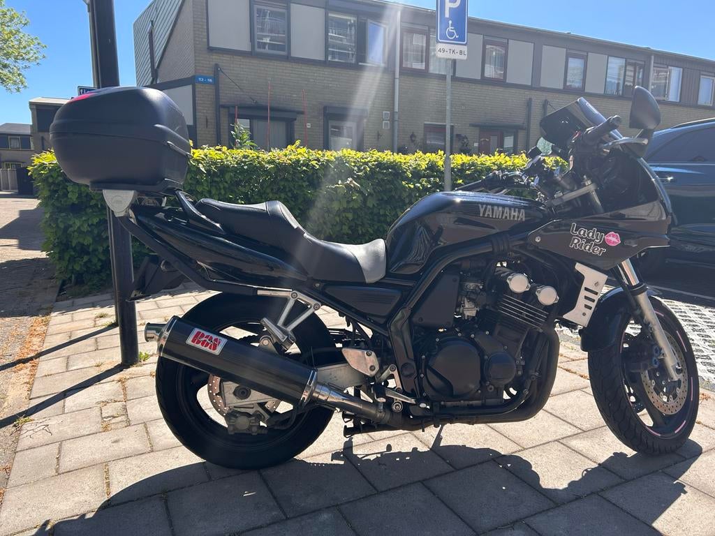 Yamaha Fazer 600 - Verlaagd Zadel & Dogbones, Motoren, Motoren | Yamaha, Gebruikt, Particulier, Handgeschakeld, Naked bike