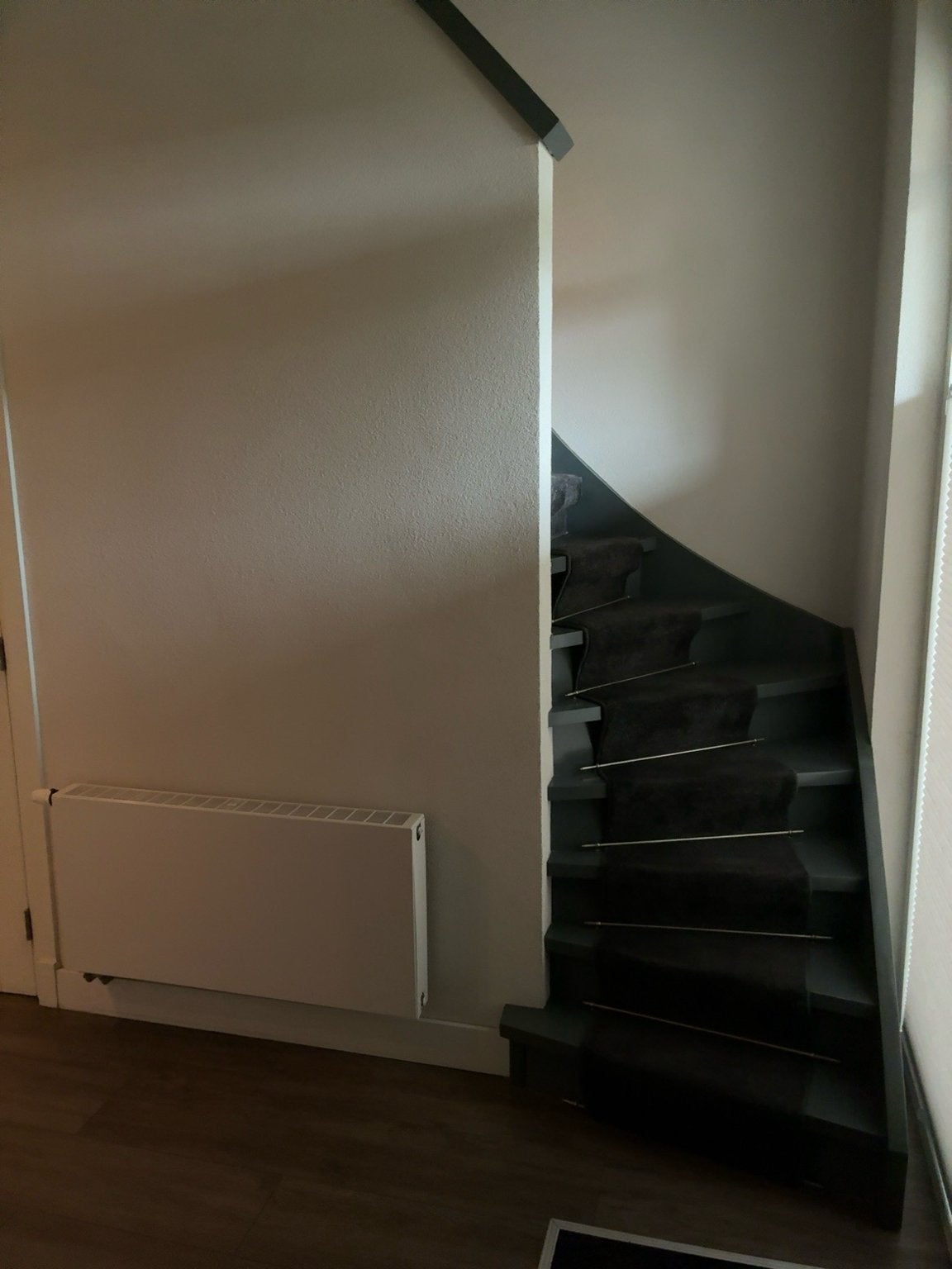 Trap tapijt voor 15 treden - antraciet, Huis en Inrichting, Gebruikt, 200 cm of meer, Ophalen of Verzenden, Grijs