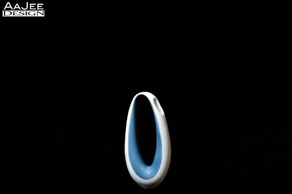 Rosenthal – Beate Kuhn – Kummet – vaas met dubbele opening, Blauw, Aardewerk of Porselein, Ophalen of Verzenden, Zo goed als nieuw