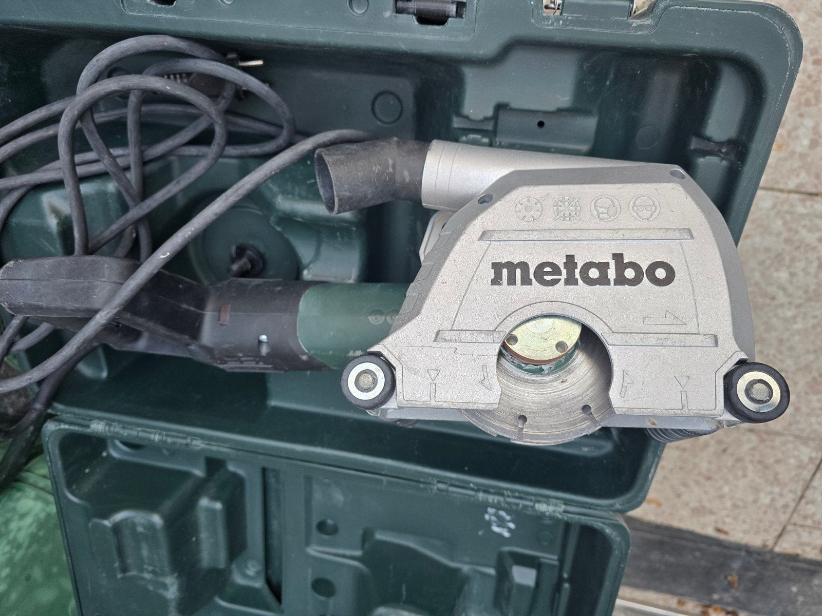 Metabo MFE 40 Muurfrees 1900W - Zo goed als nieuw, Ophalen of Verzenden, Zo goed als nieuw, 1200 watt of meer, Overige typen