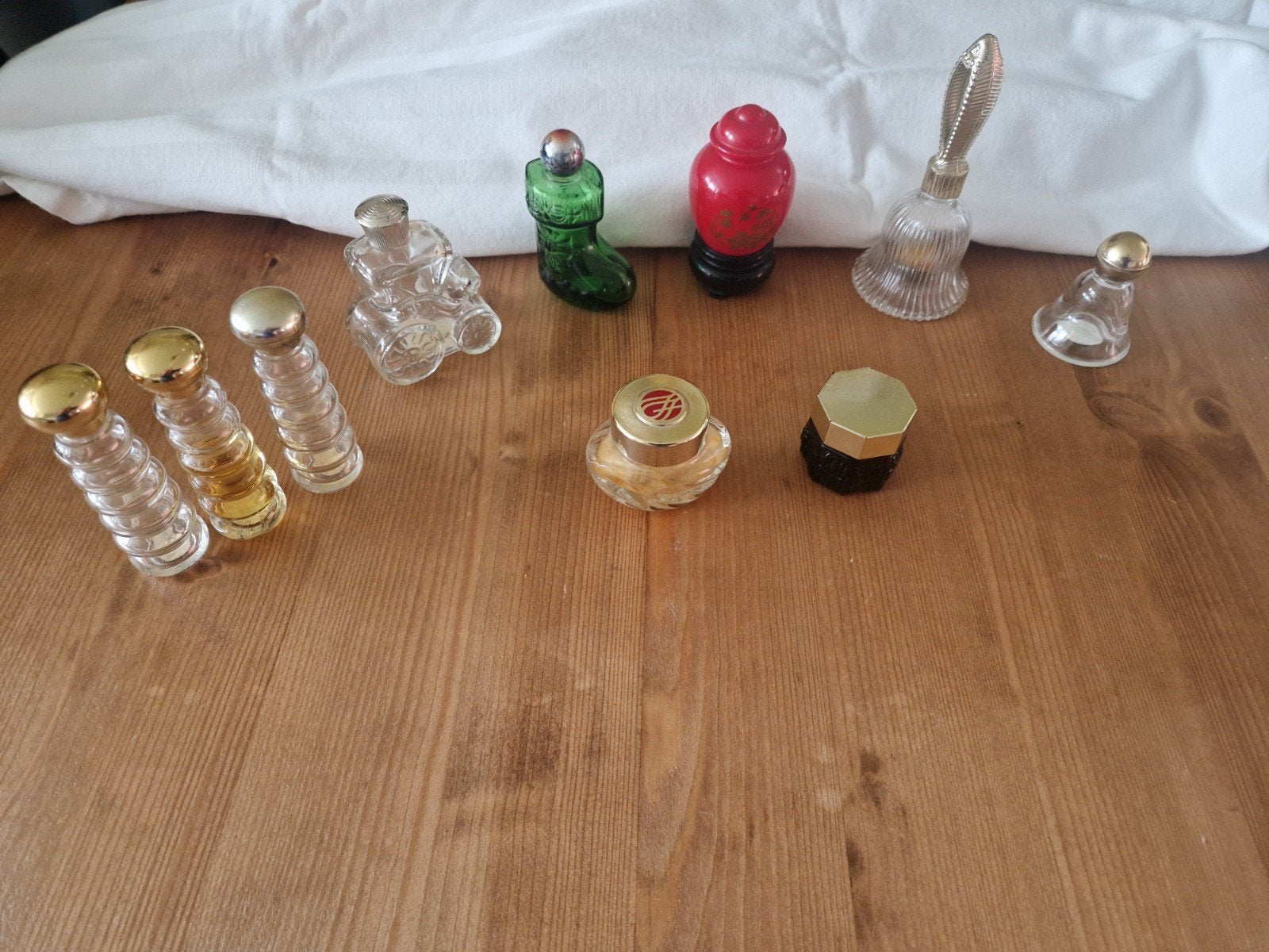Verzameling van diverse parfumflesjes Avon, Verzamelen, Ophalen of Verzenden, Gebruikt, Miniatuur