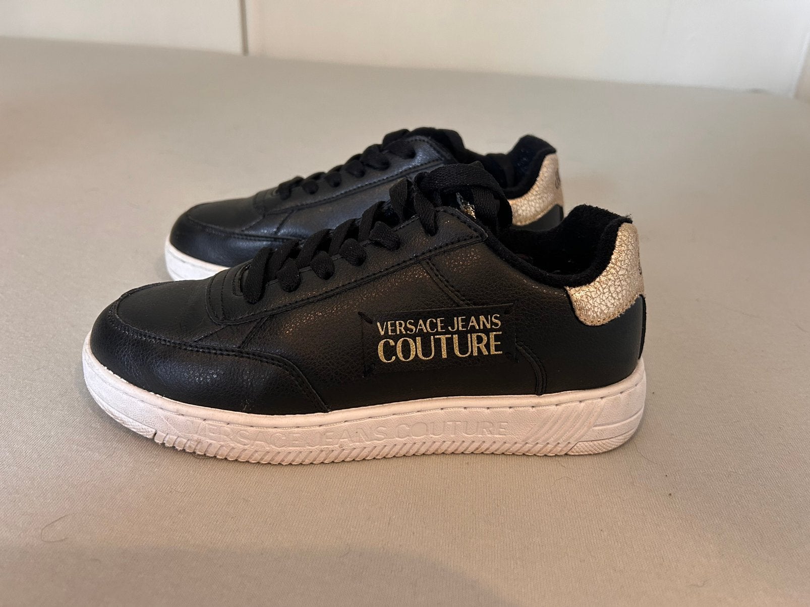Zwarte Sneackers versace jeans COUTURE, Ophalen, Zo goed als nieuw, Zwart, Sneakers of Gympen