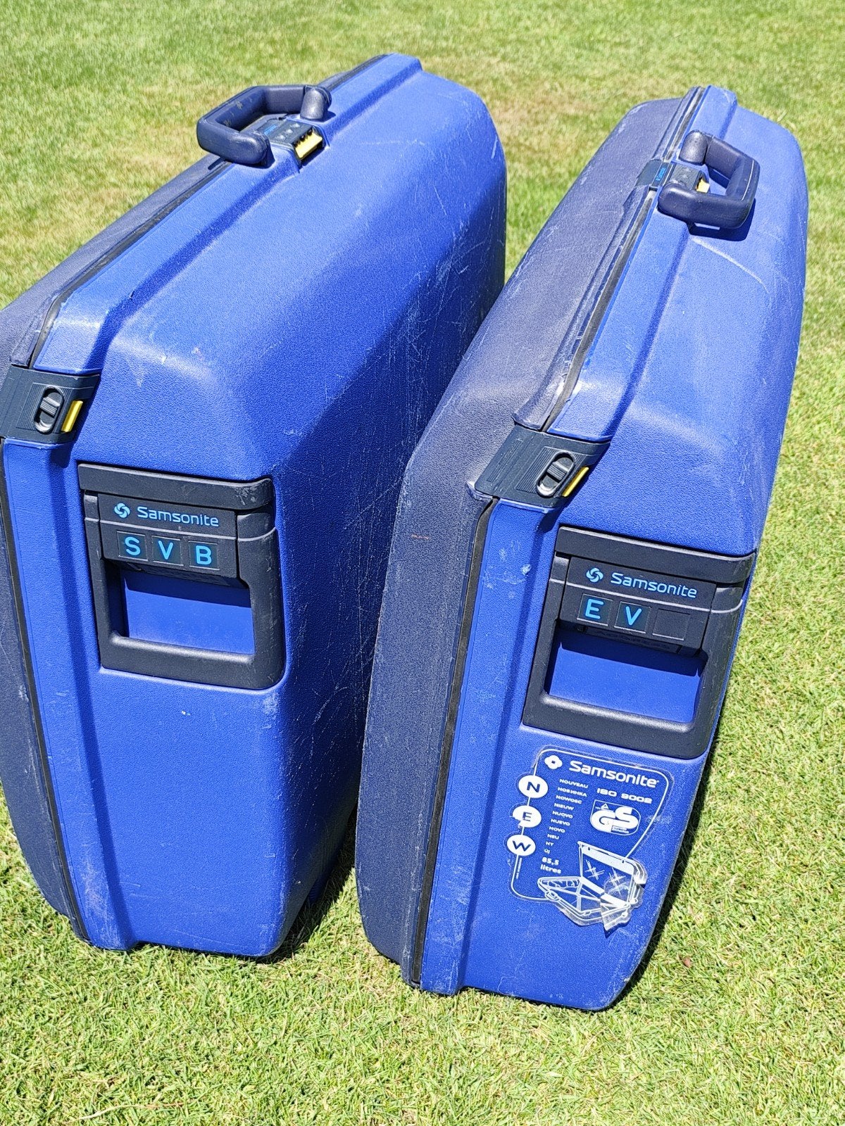 2 Samsonite koffers groot - Zeer stevig met code slot, Ophalen, Gebruikt, Hard kunststof, 70 cm of meer