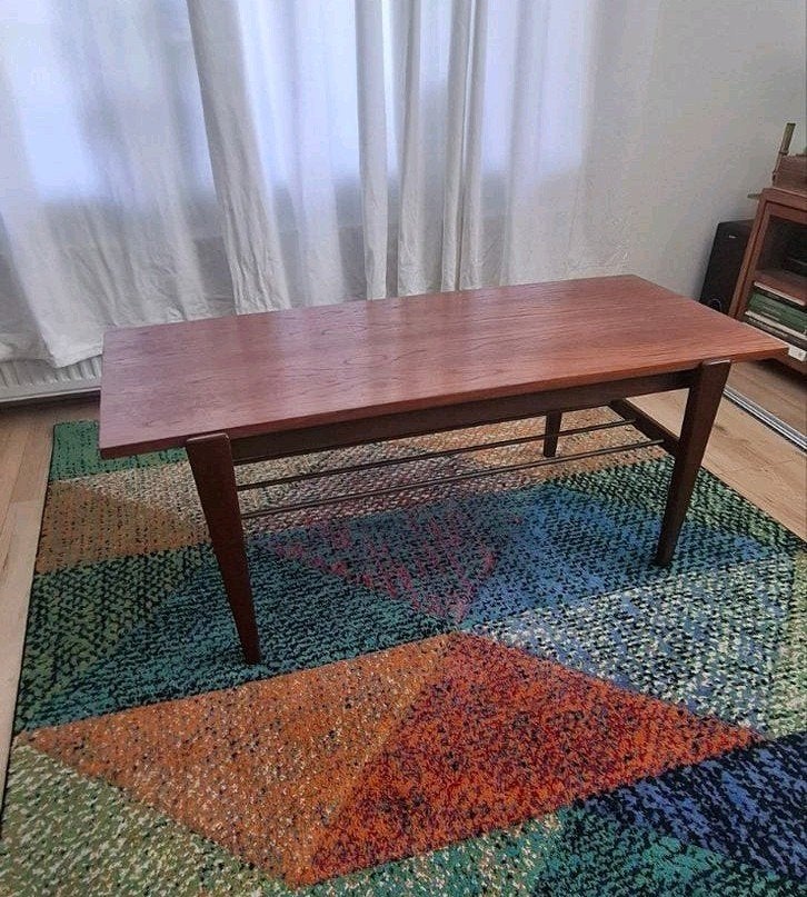 Mooie vintage teak houten salontafel met omkeerbaar blad

Mo, Ophalen