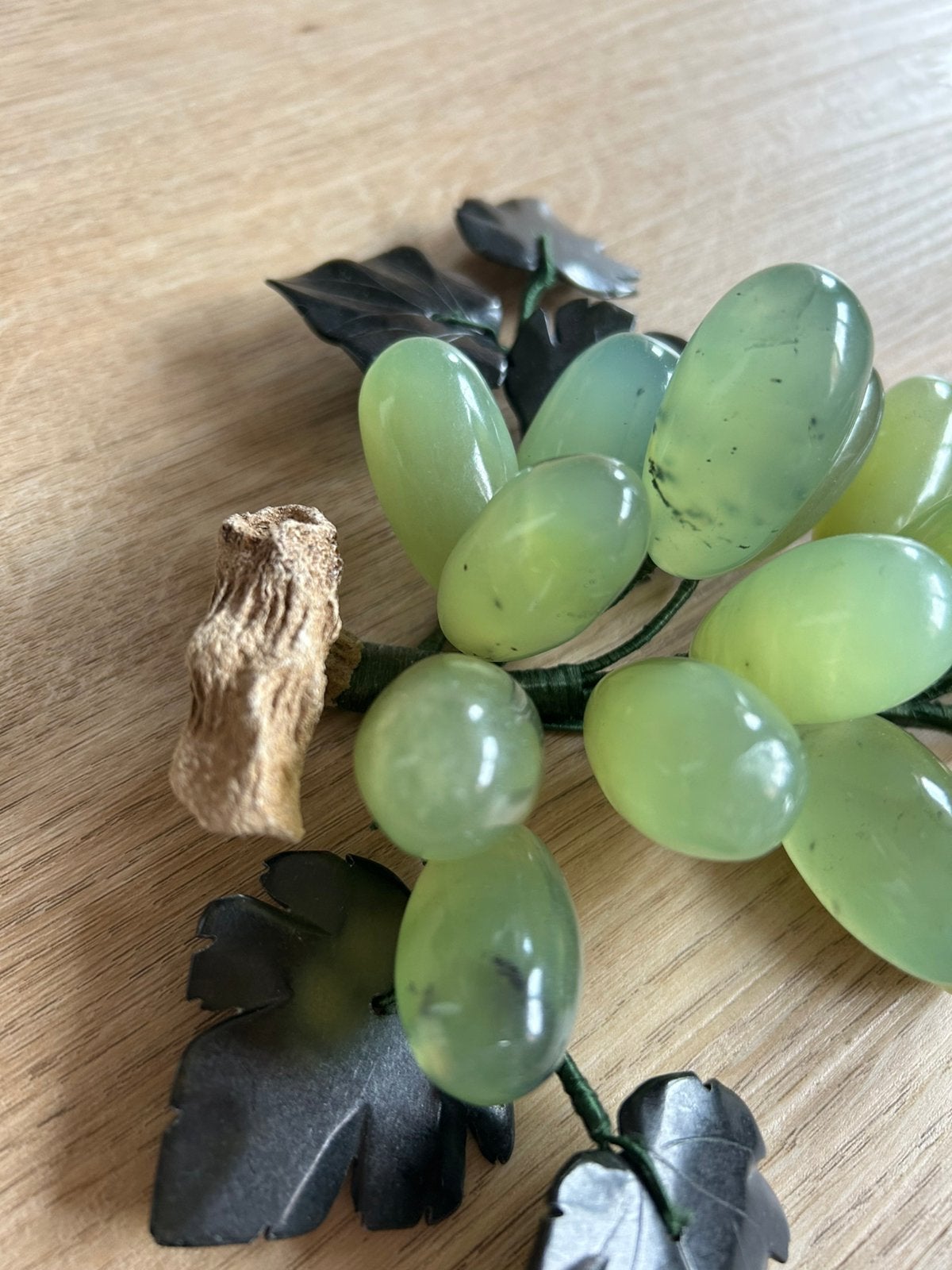 Druiventros van jade decoratief zgan, Ophalen of Verzenden, Zo goed als nieuw, Groen, Overige materialen