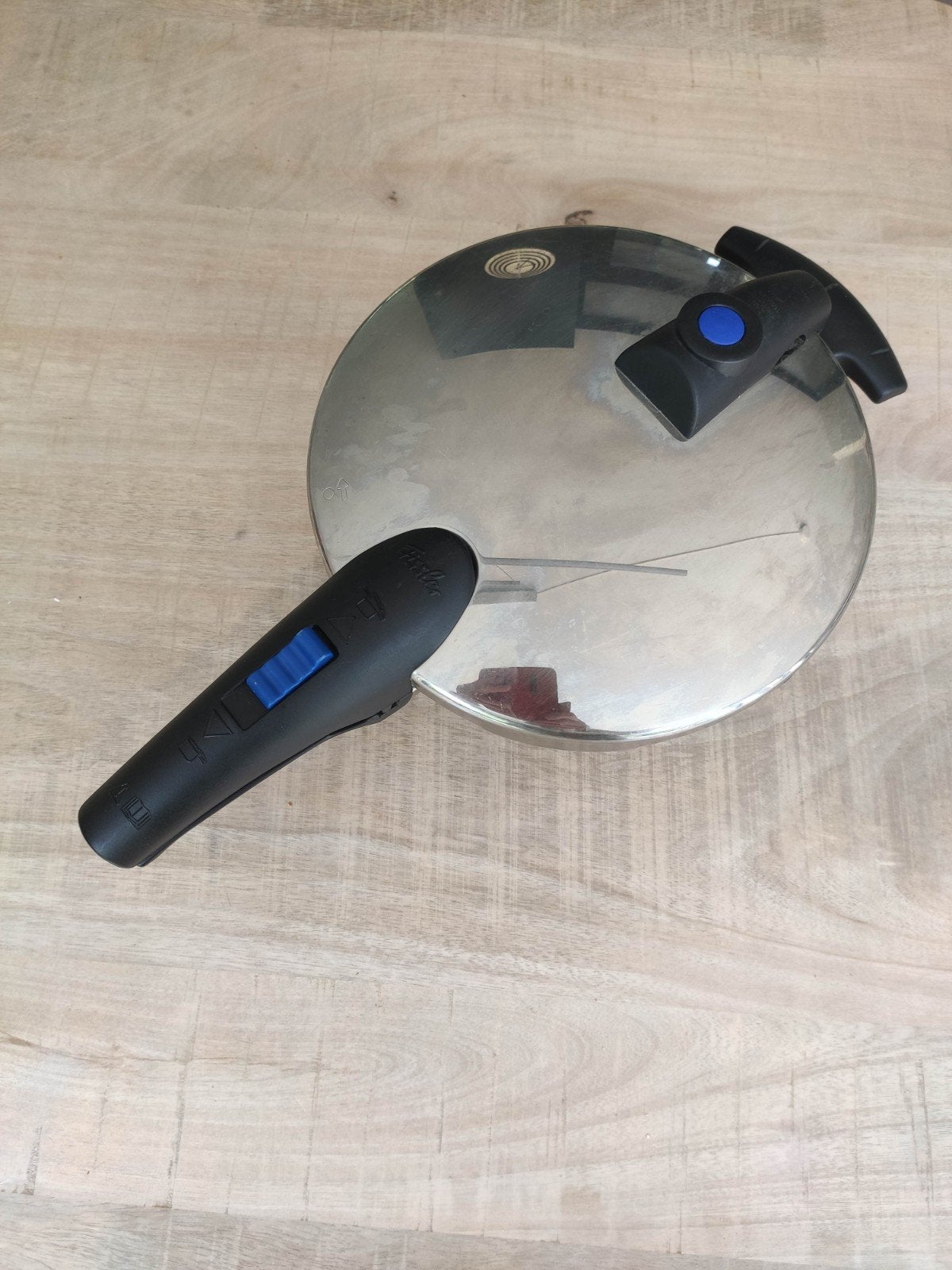 Compacte Fissler Snelkookpan  - 2,5 liter, Gebruikt, Inductieplaat, Rvs, Ophalen