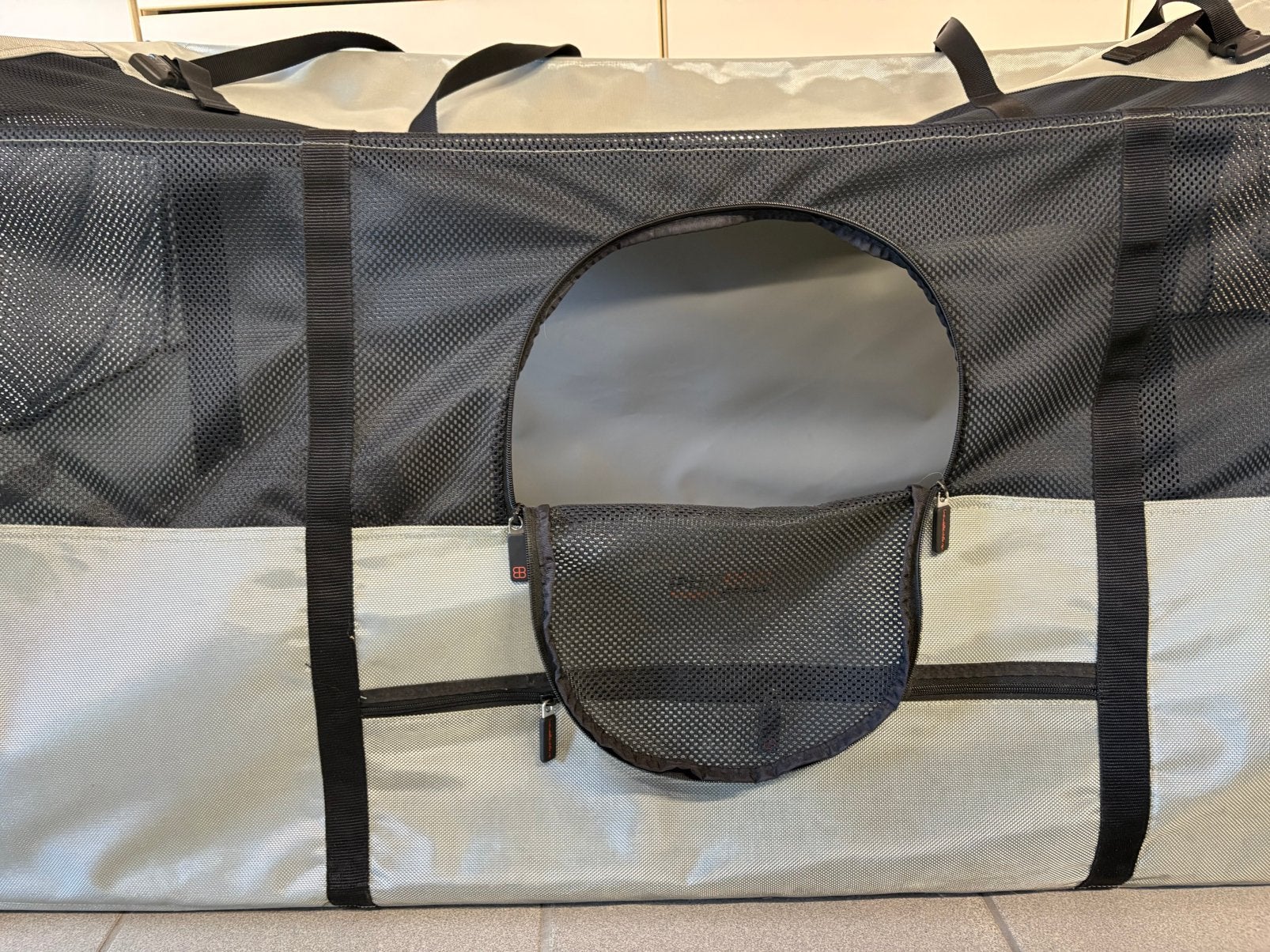 Tunnel bench ISOFIX voor honden achterbank auto, Dieren en Toebehoren, Ophalen, Zo goed als nieuw