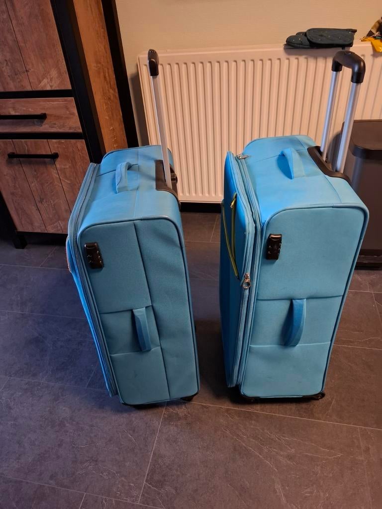 Set van 2 grote blauwe koffers., Ophalen, Wieltjes, Gebruikt, 70 cm of meer