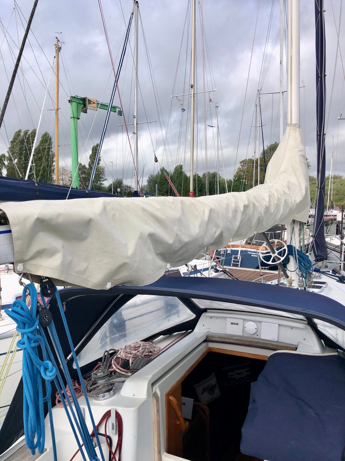 Grootzeil huik, Watersport en Boten, 30 tot 60 m², 6 meter of meer, Gebruikt, Grootzeil