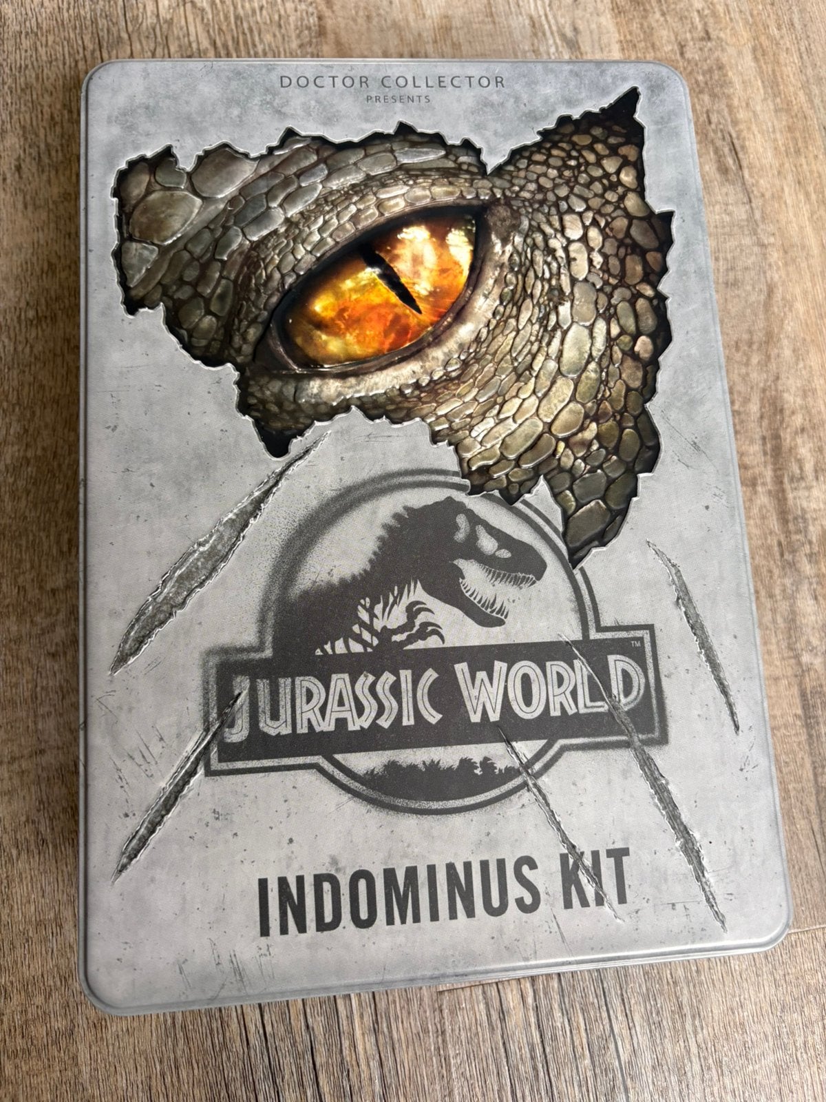 Jurassic World: Indominus Kit - Exclusieve Collector's Set, Ophalen of Verzenden, Zo goed als nieuw