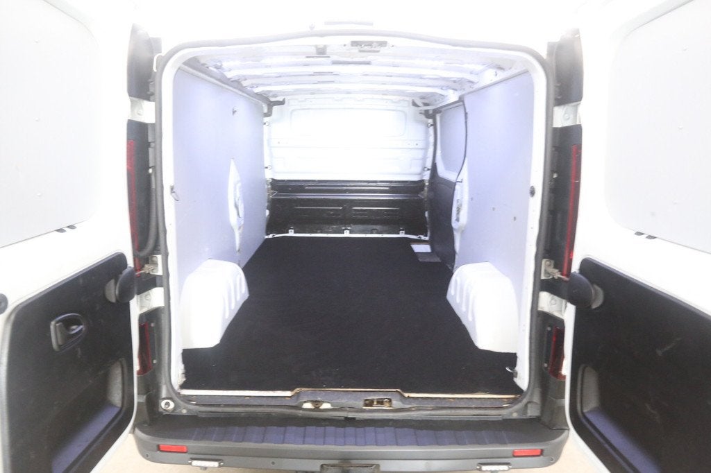 Renault Trafic 2.0 DCI L2H1 | Aut. | Airco | Cruise | Camera, Auto's, Automaat, 145 pk, Stof, Gebruikt