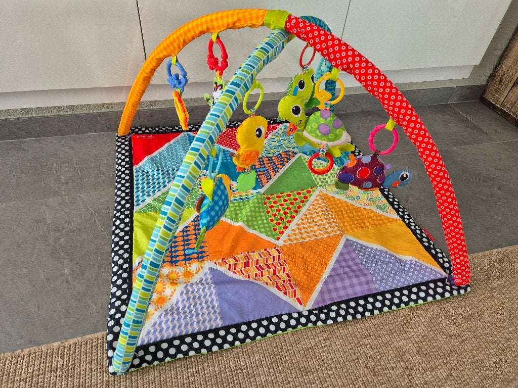 Infantino babygym / activiteiten gym met extra speeltjes, Ophalen of Verzenden, Zo goed als nieuw