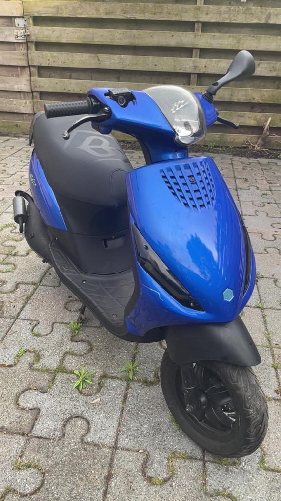 Zip 2takt 70cc, Fietsen en Brommers, Ophalen, Tweetakt, Zo goed als nieuw, 70 cc