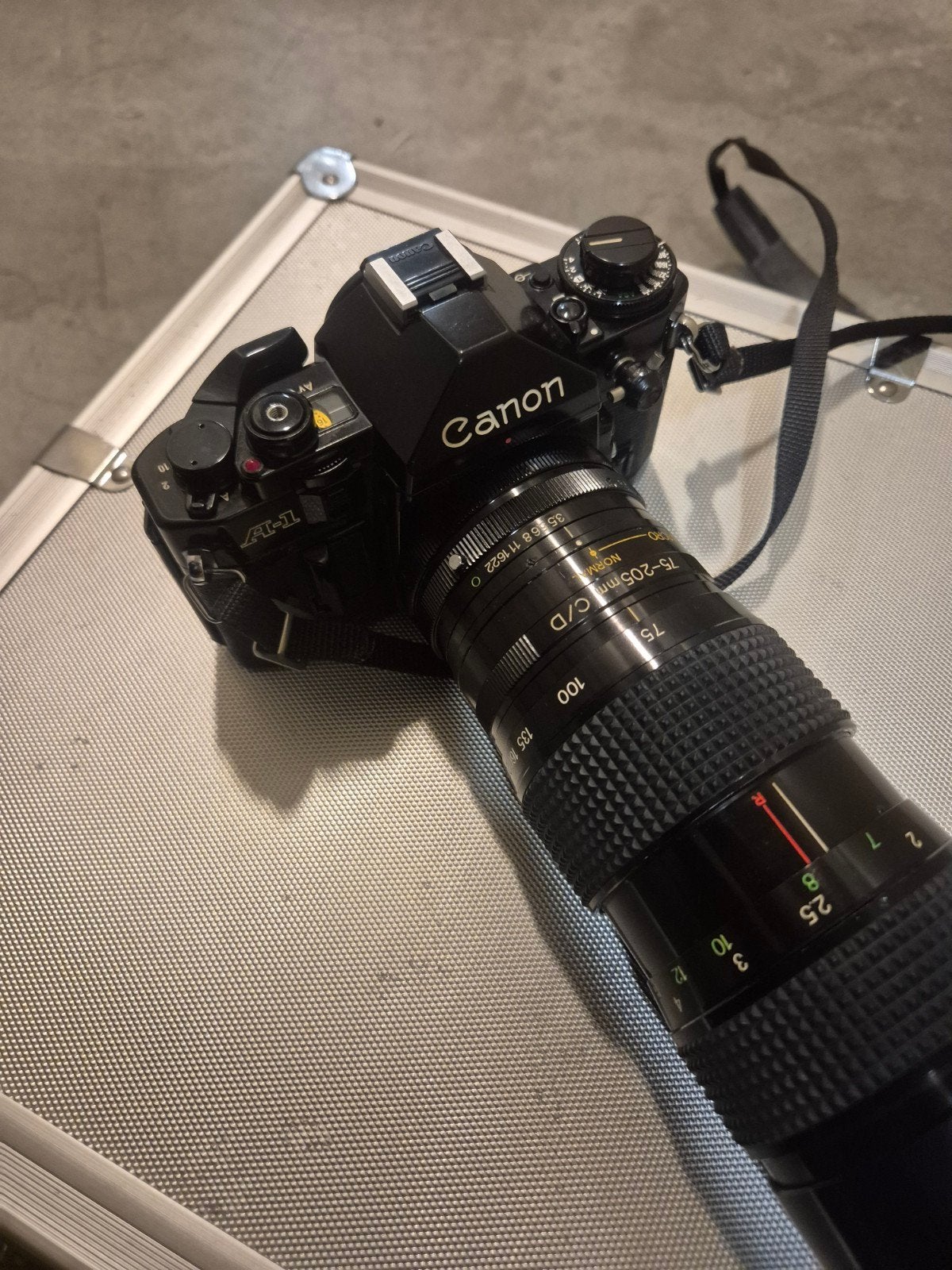 Canon AE-1 Program Spiegelreflexcamera met accessoires, Ophalen of Verzenden, Gebruikt, Spiegelreflex, Canon