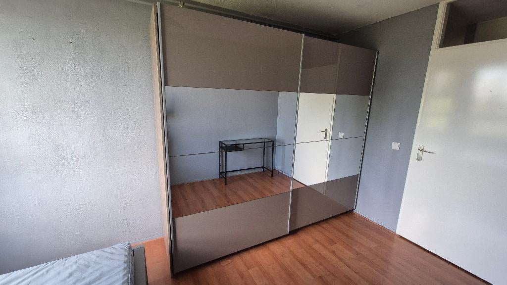 Kledingkast met 2 schuifdeuren voorzien van spiegels, Huis en Inrichting, Kasten | Kledingkasten, Ophalen, Met deur(en), Overige materialen