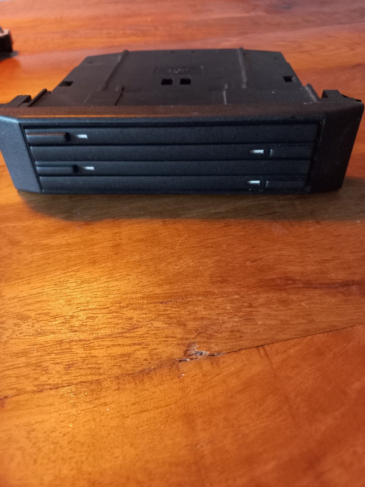 CD houder dashboard vw golf 4, Auto diversen, Autoradio's, Ophalen