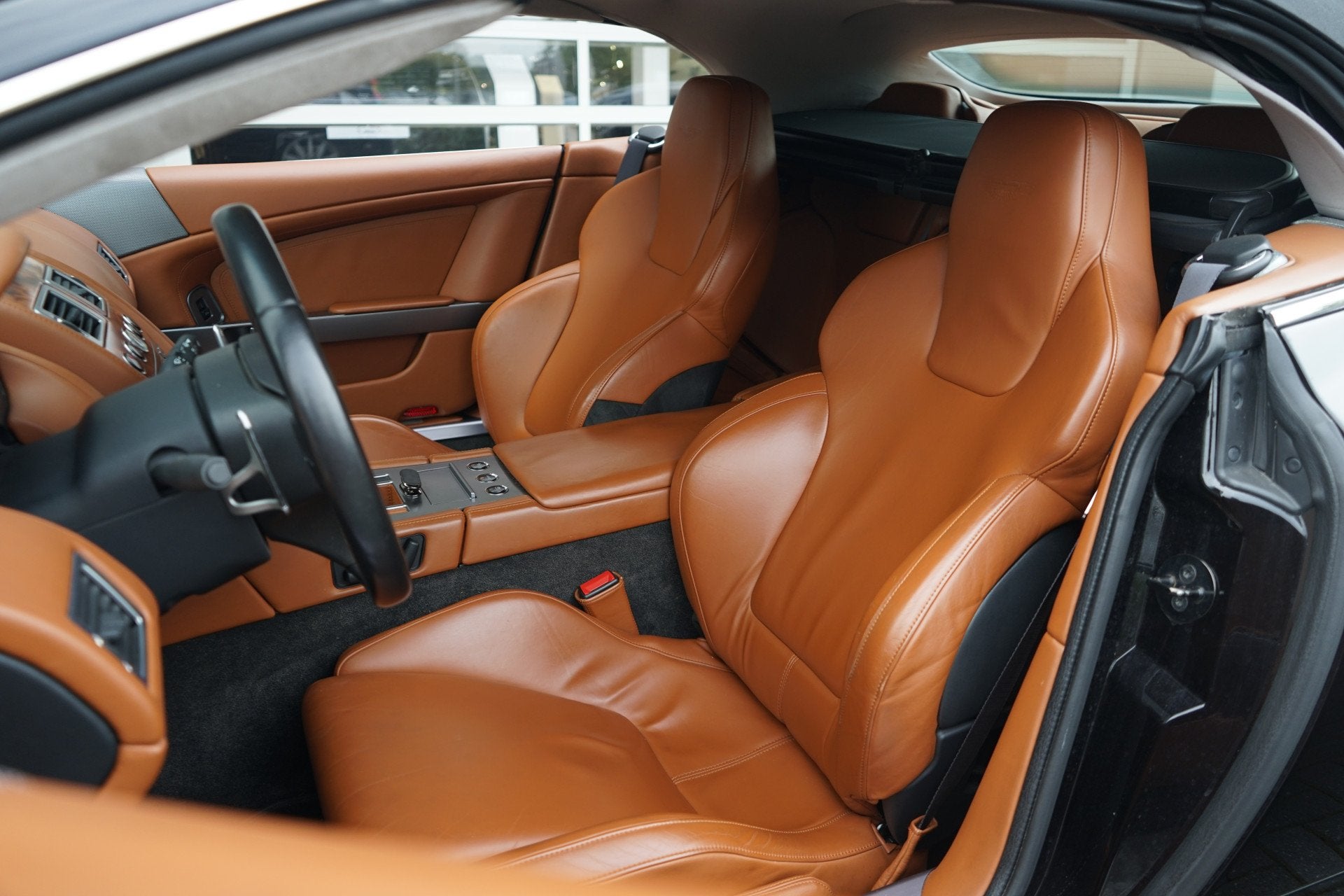 Aston Martin DB9 Volante 5.9 V12 Touchtronic (bj 2005), Auto's, Automaat, 12 maanden, Achterwielaandrijving, 5935 cc