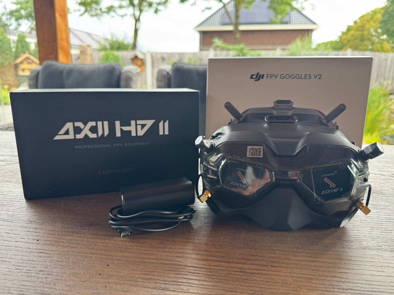 DJI Goggles V2 + Lumenier AXII HD 2 Antenne Combo Set, Ophalen of Verzenden, Zo goed als nieuw