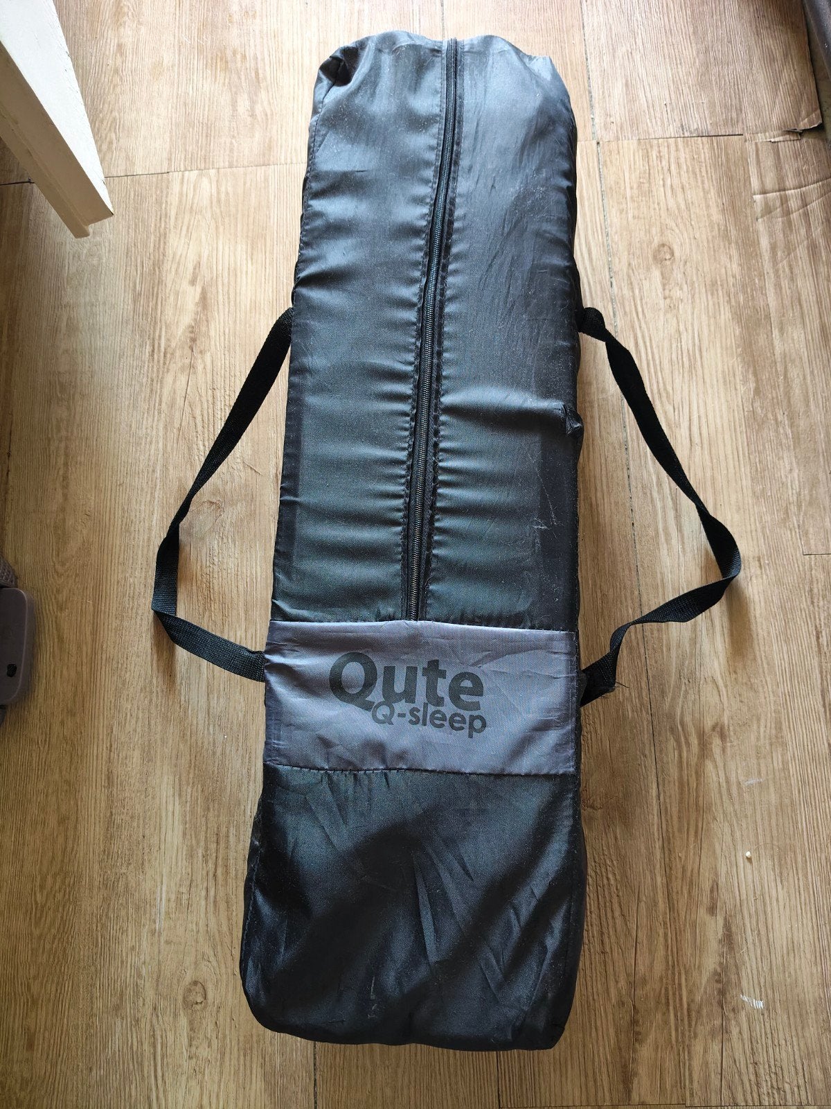 Qute Basicline Campingbed en Matras Zwart, Ophalen of Verzenden, Zo goed als nieuw